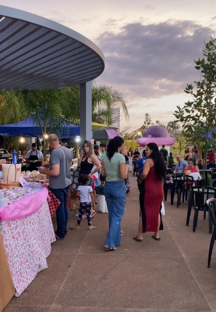 Primeira Feira Popular e Solidária da UFJ